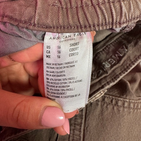 BROWN AEO CARGO PANTS LADIES 16 SHORT - Picture 4 of 4